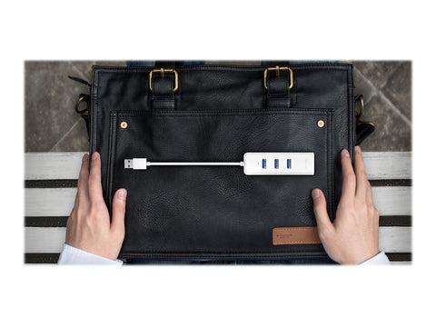 TP-LINK USB 3.0 to Gigabit Ethernet Network Adapter 3-Port USB 3.0 Hub 1 USB 3.0 connector 1 Gigabit Ethernet port 3 USB 3.0 ports