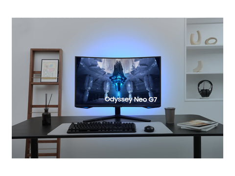 SAMSUNG ODYSSEY NEO G7 - LS32BG750N 32p 165Hz - Ecran gaming incurvé- UHD 4K 3840x2160 VA 1ms Quantum HDR 2000 350cd/m²1ms HDMI DP