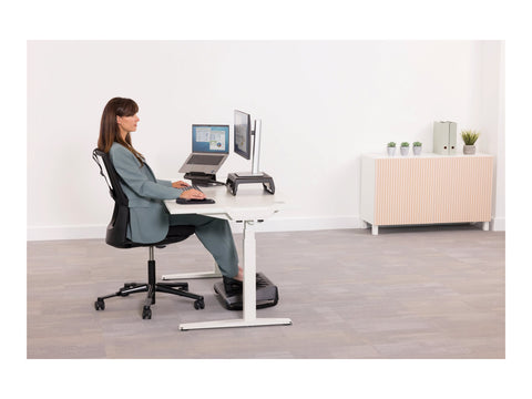 FELLOWES Breyta Foot Rest Black