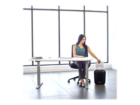 FELLOWES Powershred LX45 Shredder Cross Cut 230V EU