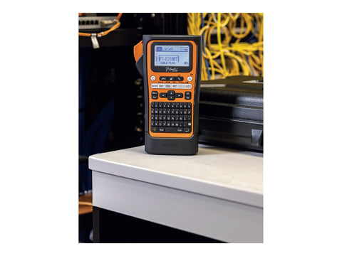 BROTHER Bluetooth connectable electrician labeling machine 18mm ribbon max QWERTY keyboard delivered with case