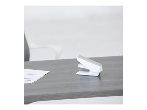 FELLOWES LX840 Half Strip Stapler White