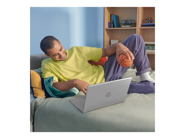 HP Laptop 17-cn3005nf Intel Core i3-N305 17.3p FHD 8Go DDR4 512Go PCIe value Intel UHD Graphics W11H