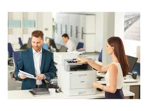 BROTHER MFC-L9570CDW Multifonction 4-en-1 laser couleur avec Réseau Wifi 31ppm recto verso NFC