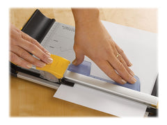 FELLOWES neutron plusa4 rogneuse rotative