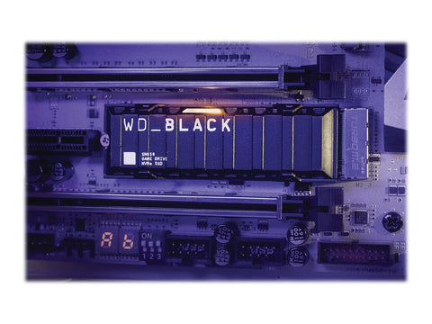 WD Black SN850 NVMe SSD with Heatsink PCIe Gen4 1To