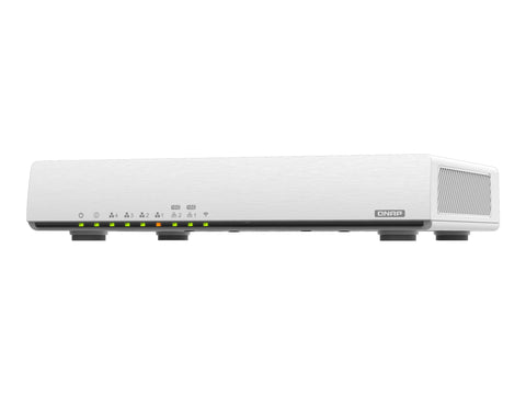 QNAP QHORA-301W Qhora 301W Dual 10G Wifi 6 AX3600 Fanless SD-WAN Router
