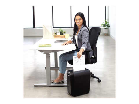 FELLOWES Powershred LX65 Shredder Cross Cut 230V EU