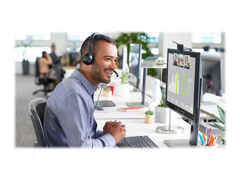 LOGITECH HD Pro Webcam C920S Webcam colour 1920 x 1080 audio USB