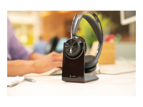 HP Poly Voyager Focus 2 UC Headset +USB-A to USB-C Cable +Charging Stand