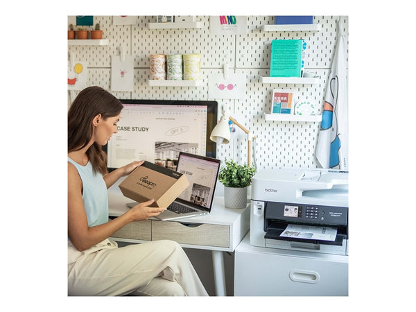 BROTHER MFC-L3740CDWE MFP colour LED A4 18ppm Copy 18ppm Print 250sheets USB LAN Wi-Fi