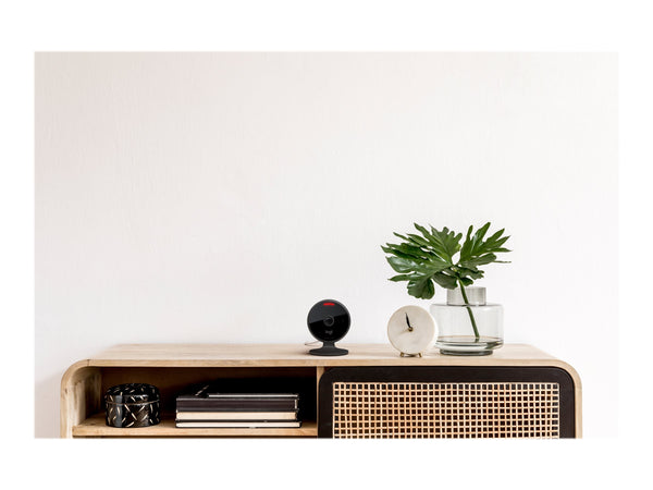 LOGITECH Circle View Network surveillance camera outdoor indoor weatherproof colour Day and Night 1920 x 1080p