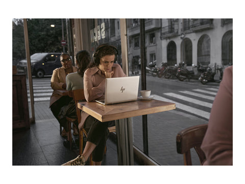 HP EliteBook 6 G1iq Snapdragon X1-26-100 14p WUXGA 16Go 512Go SSD UMA W11P