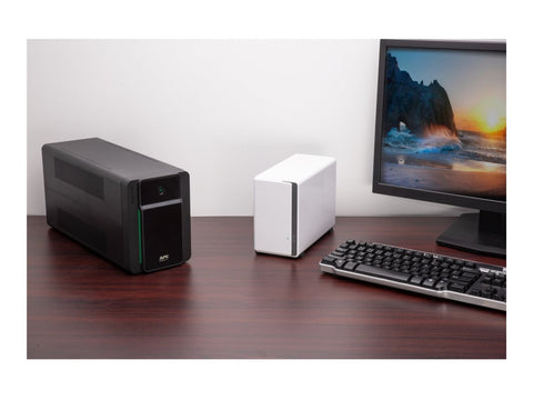 APC Easy UPS BVX 2200VA 230V IEC