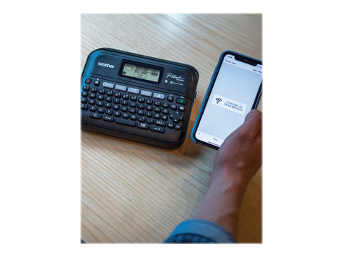 BROTHER PT-D460BTVP Etiqueteuse professionnelle Bluetooth 18mm avec mallette de transport adaptateur secteur un ruban TZe 4m câble