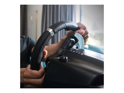 LOGITECH G920 Driving Force Wheel and pedals set wired for Microsoft Xbox One