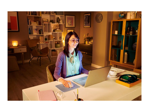 LOGITECH Signature M650 for Business Mouse wireless Bluetooth 2.4 GHz Bolt USB receiver off-white