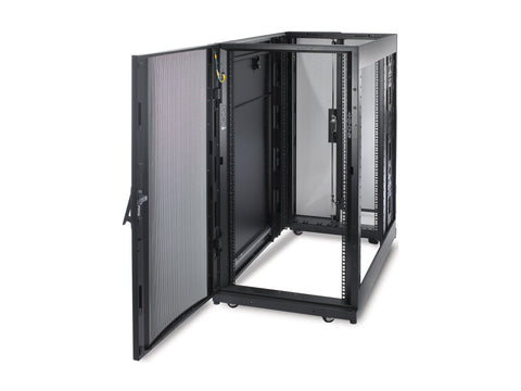APC NetShelter SX 24U 600mm x 1070mm Deep Enclosure
