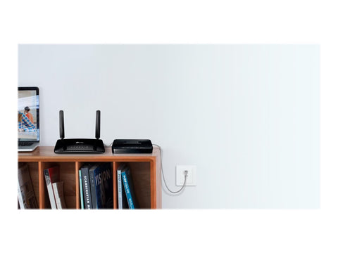 TP-LINK 300Mbps Wireless N 4G LTE Telephony Router 2xAntennas 2xFast Ethernet LAN Ports 1xFast Ethernet WAN/LAN Port