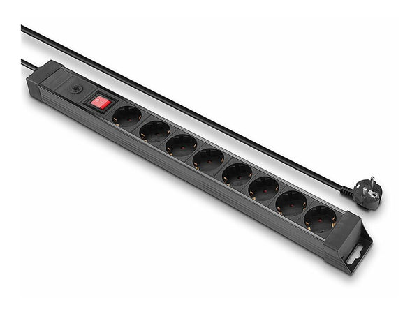 LINDY Mains 8 way gang socket with on/off Switch 3500W with overvoltage protection