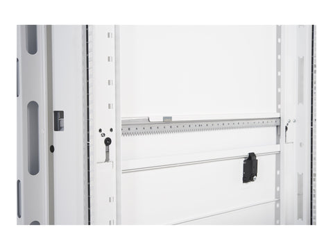 APC NetShelter SX 42U 600x1070 w/sides